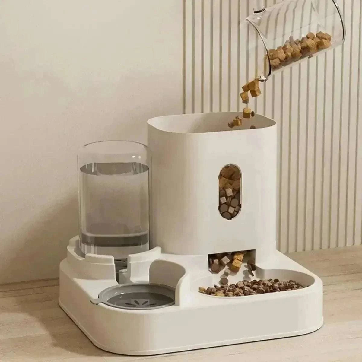 Pet Auto Feeder Water Fountain for easy pet feeding and hydration.